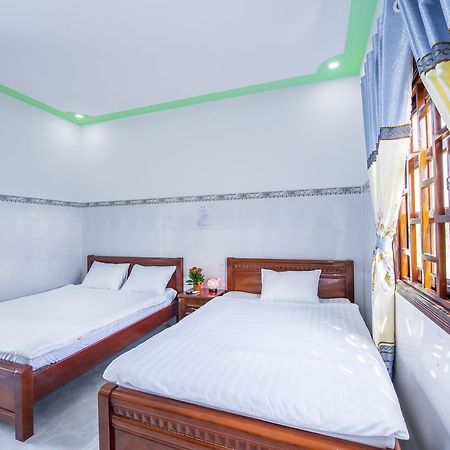 Hotel Nguyen Toan Дуонг-Донг Экстерьер фото