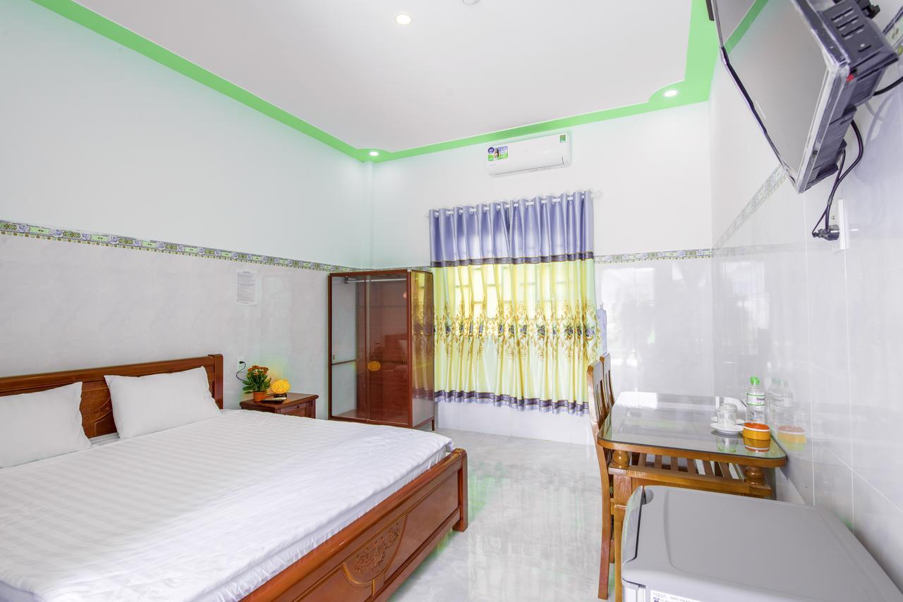 Hotel Nguyen Toan Дуонг-Донг Экстерьер фото